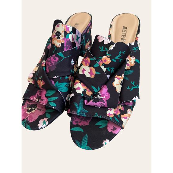 Just Fab Minna Black Floral Ruffle Slip On Block Heel Mule Sandals Size 9.5 - Picture 2 of 6